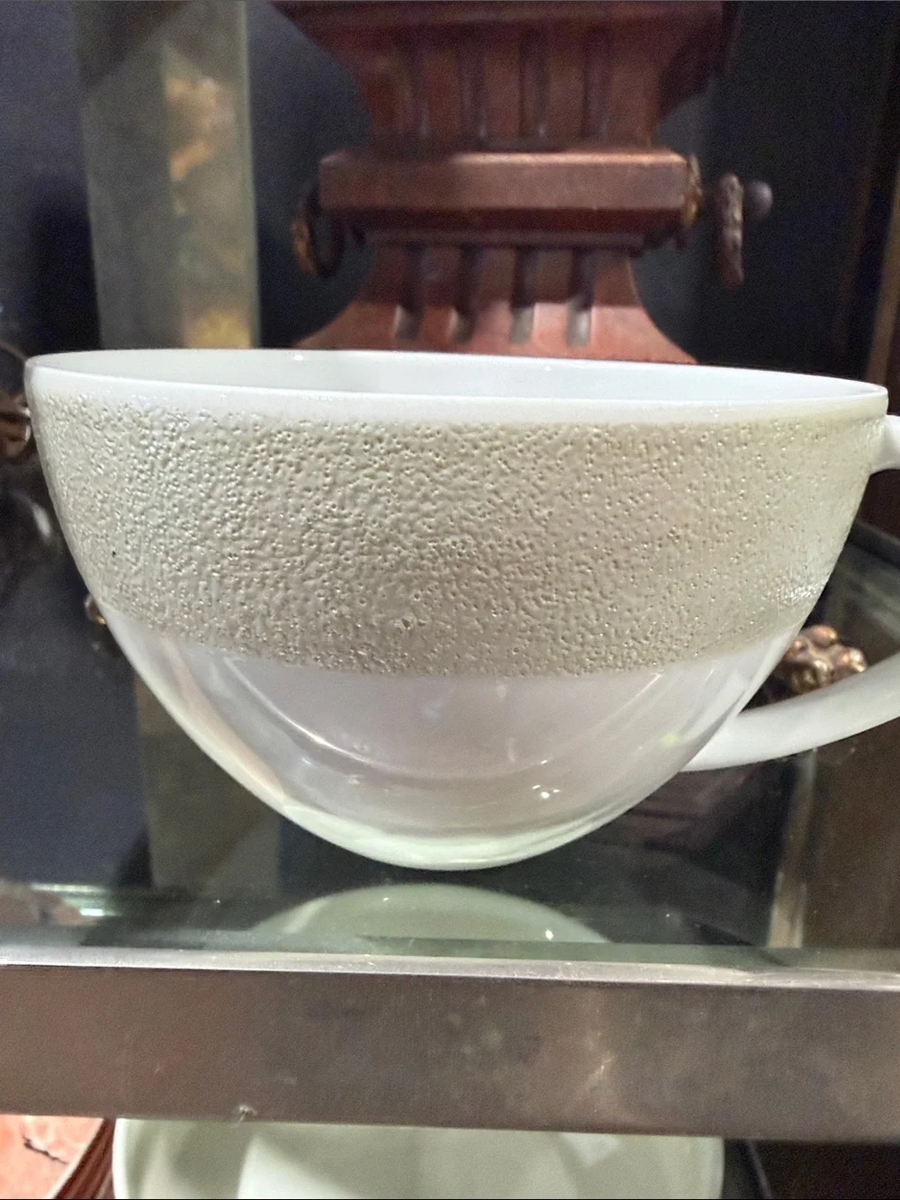 Elegant White and Silver Porcelain Teacup and Saucer Set - Brand:9 plates and cu